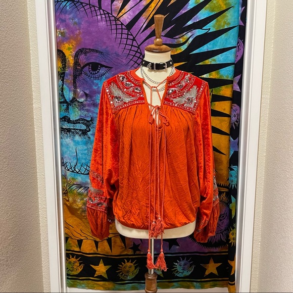 🌈 Lovely FP orange boho velvet top - Picture 2 of 14